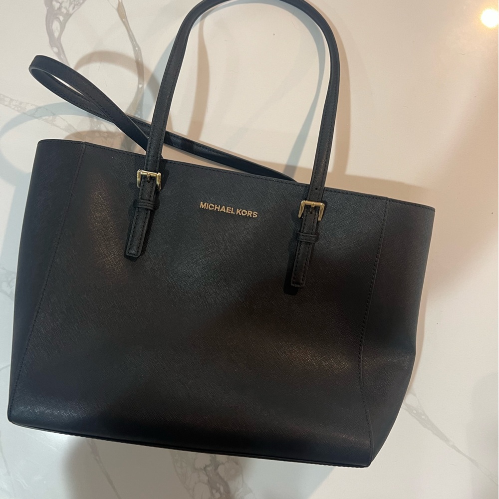 Michael kors structured tote